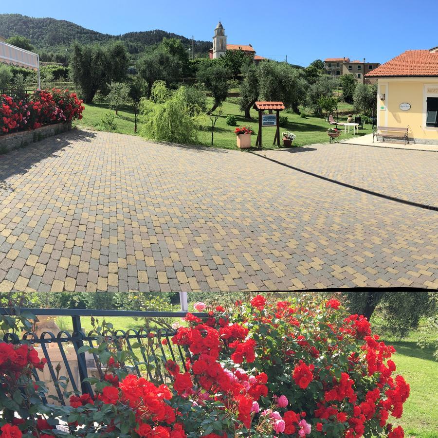 La Casa Di Menny Maison De Campagne โมเนเลีย ภายนอก รูปภาพ