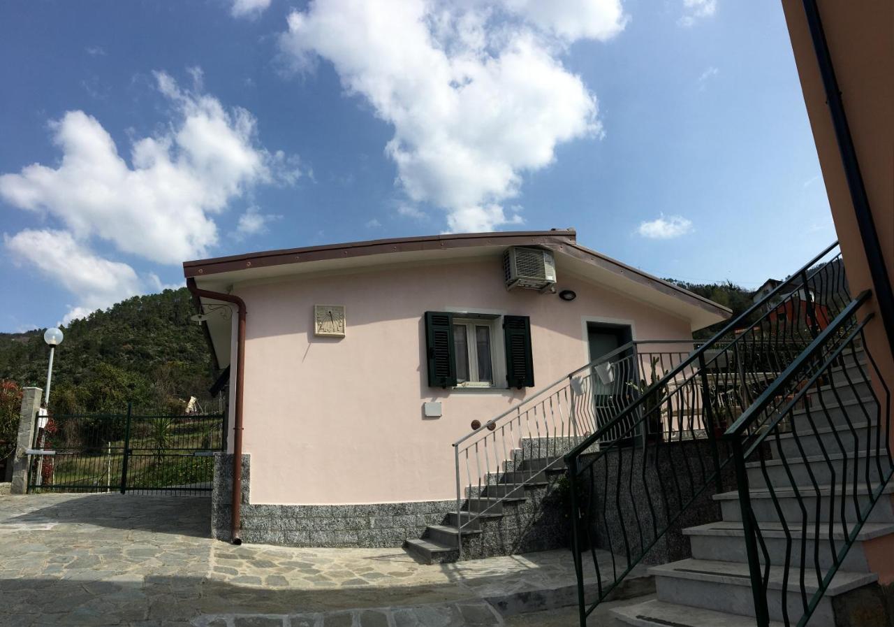 La Casa Di Menny Maison De Campagne โมเนเลีย ภายนอก รูปภาพ