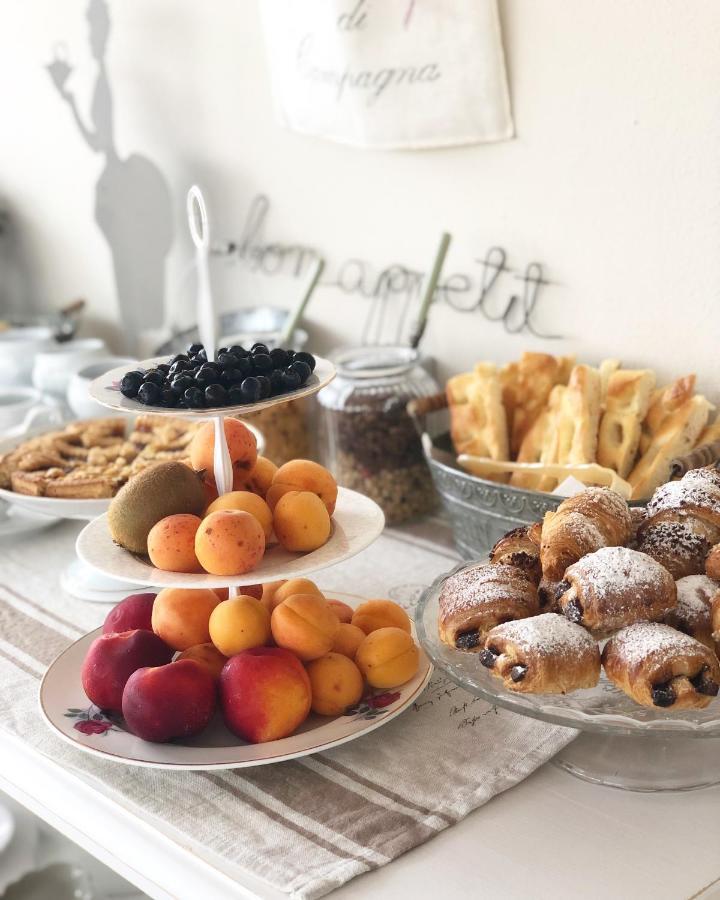 La Casa Di Menny Maison De Campagne โมเนเลีย ภายนอก รูปภาพ